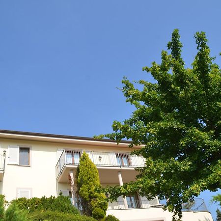 Villa Patrizia Moncalvo Luaran gambar
