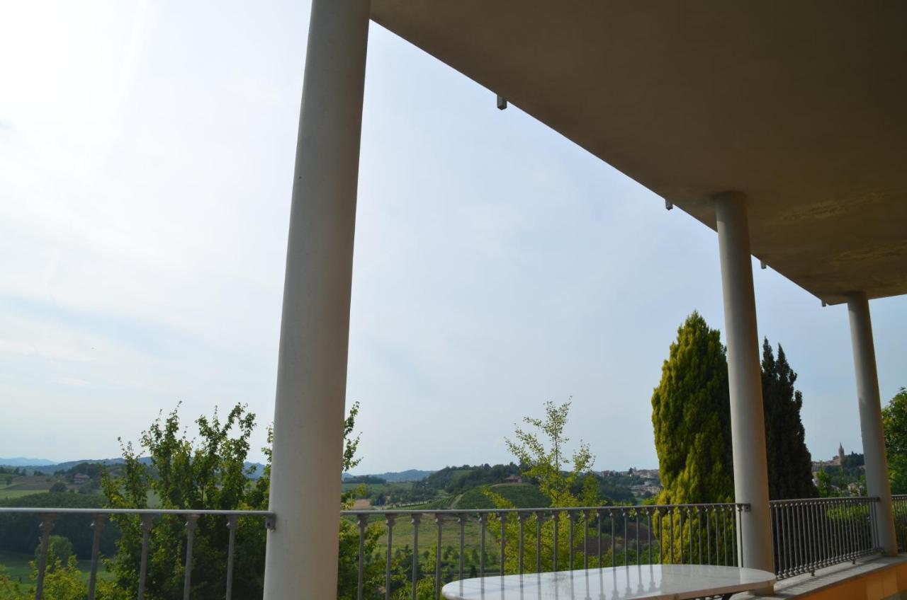 Villa Patrizia Moncalvo Luaran gambar