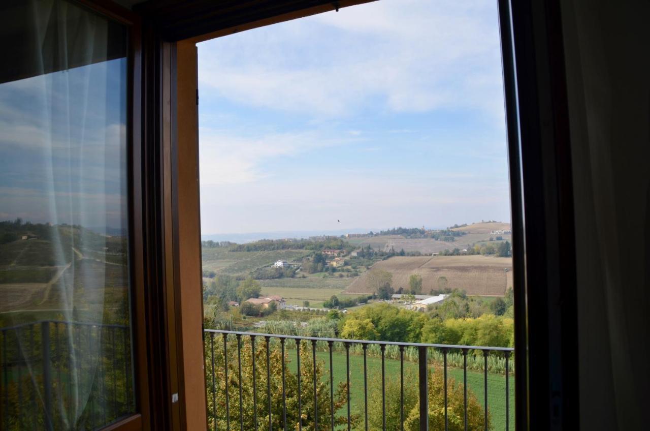 Villa Patrizia Moncalvo Luaran gambar