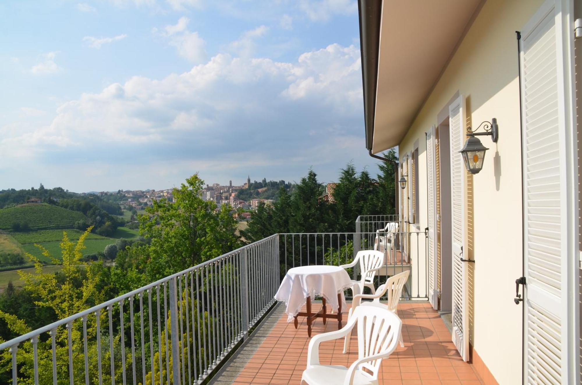 Villa Patrizia Moncalvo Luaran gambar
