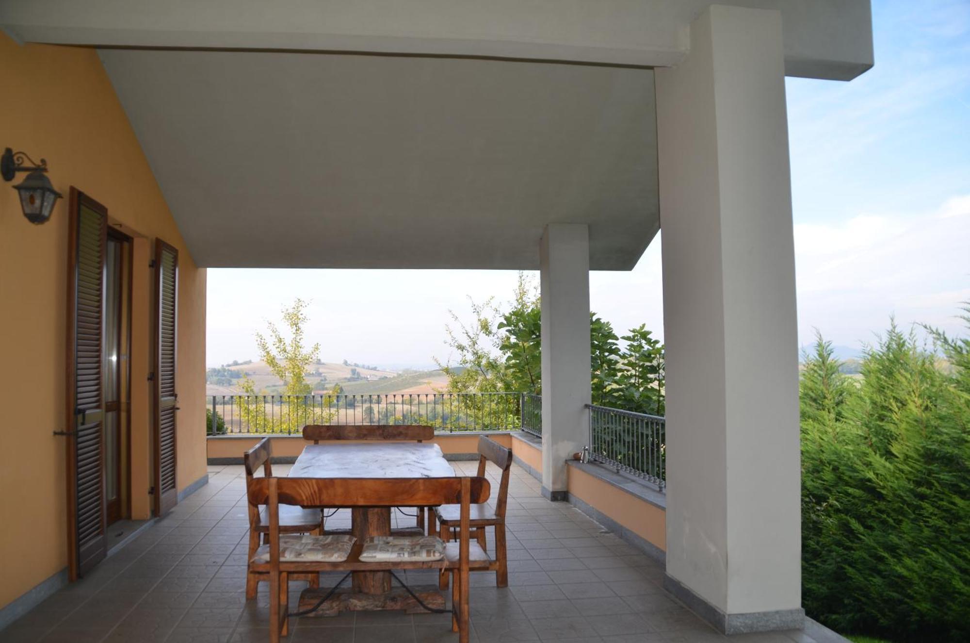 Villa Patrizia Moncalvo Luaran gambar